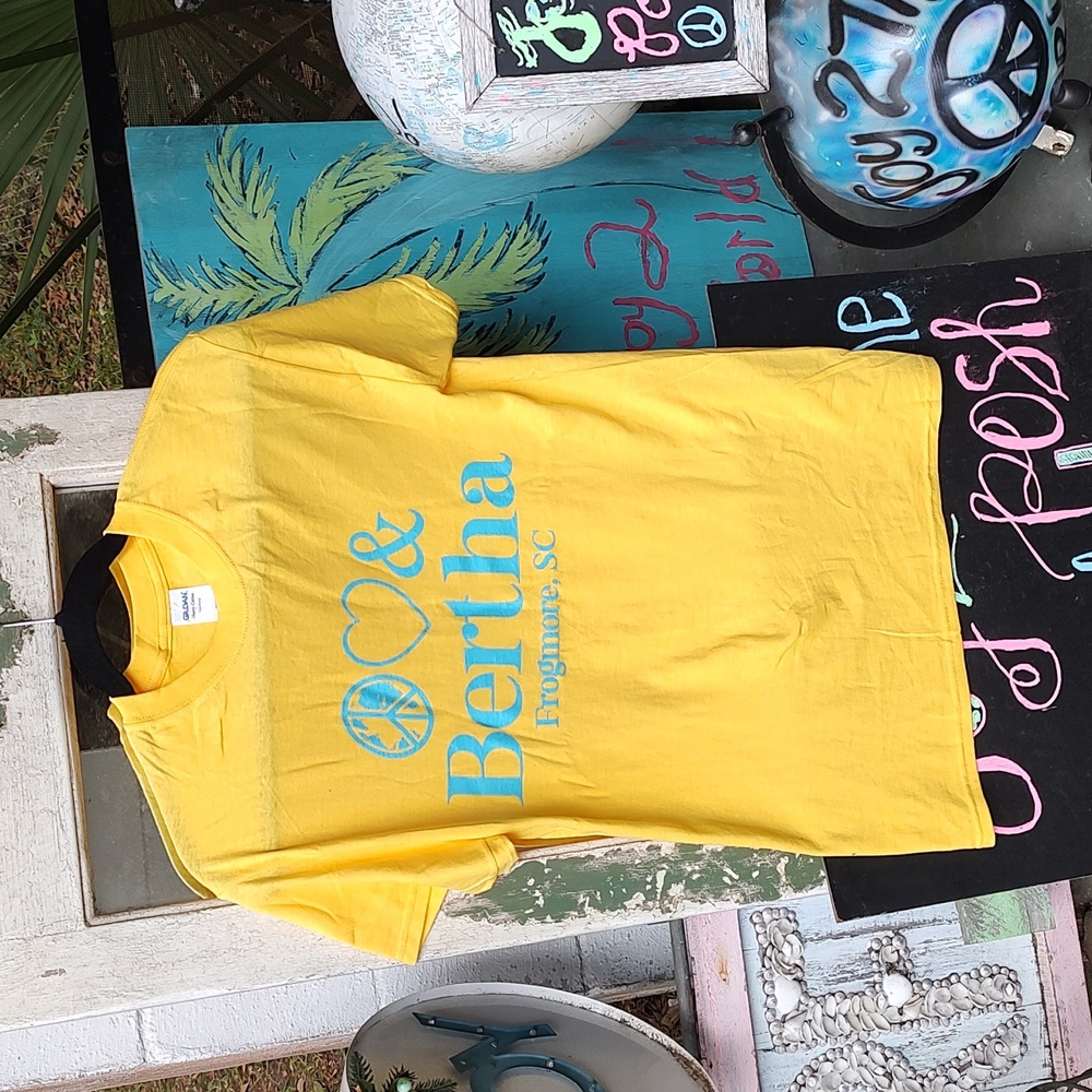 ๐ธโ๏ธโฅ๏ธ& Bertha T-shirts Daisy Yellow Sizes Sm-3x ๐๏ธ๐ - Picture 1 of 8